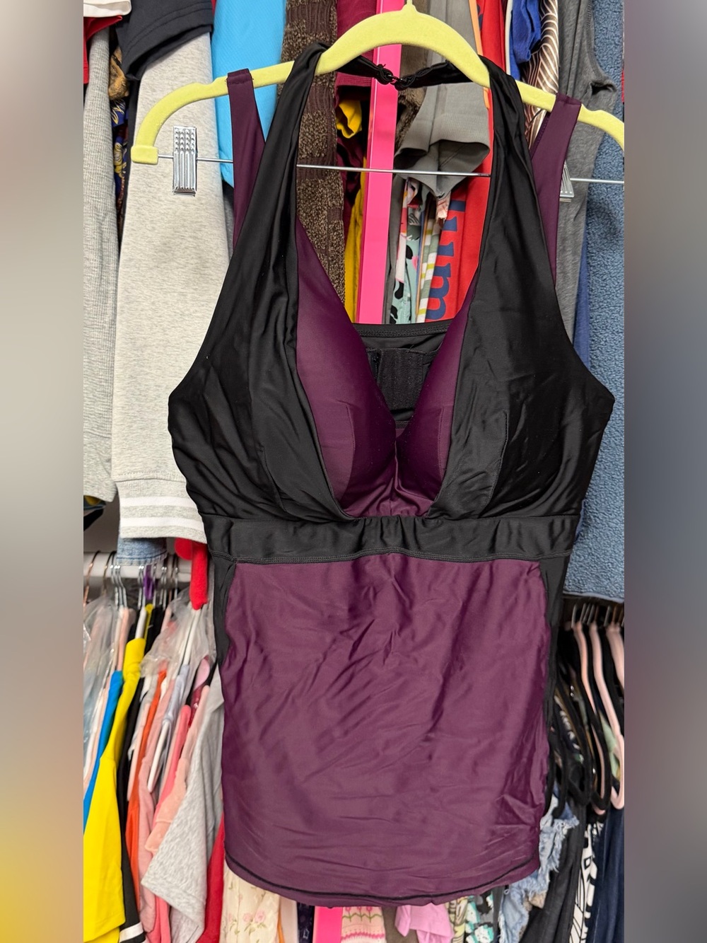 Lane Bryant Livi active underwire plunge sports bra halter tank top 38DDD $80